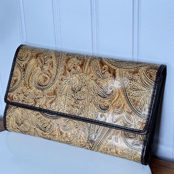 Relic TriFold Wallet Checkbook Insert Brown Paisley Saddle Tooled Leather Boho - Picture 2 of 14